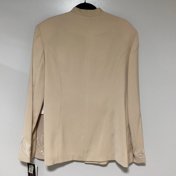 New Terramina Jacket Suit Women 2 Piece Size 14 Brown Color - Picture 14 of 15